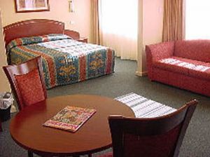 Embassy Motel - Coogee Beach Accommodation