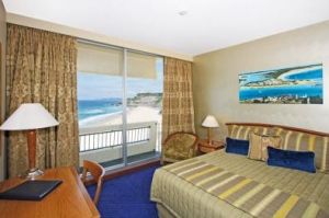 Quality Hotel Noahs on the Beach - Coogee Beach Accommodation