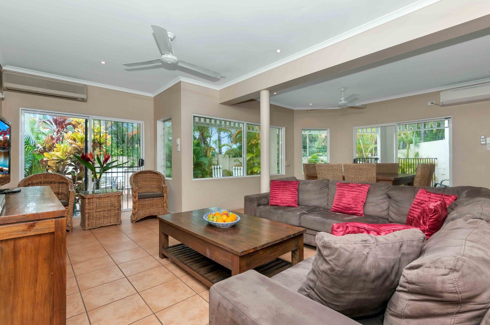 The Villas Palm Cove - Coogee Beach Accommodation