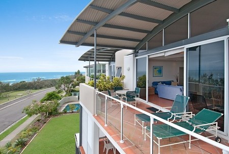 Aqua Promenade Beachfront Apartments - Coogee Beach Accommodation